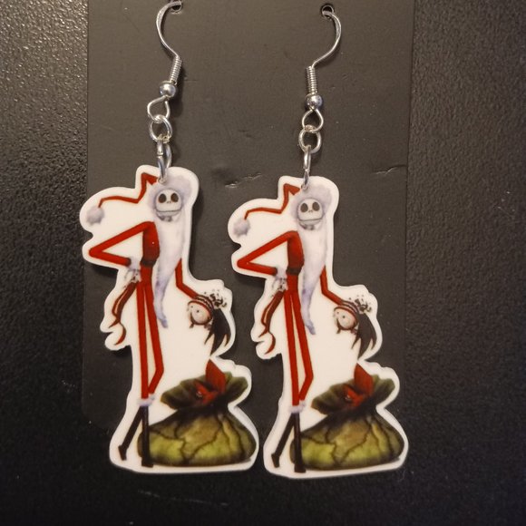 NIGHTMARE BEFORE XMAS RESIN EARRINGS - Picture 1 of 1